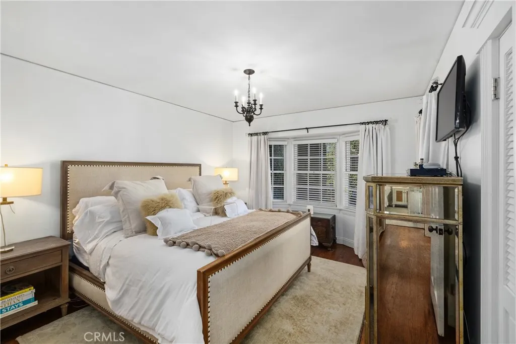 5306 Norwich, Sherman Oaks, California 91411 home-pic-15